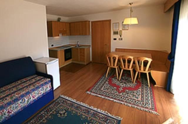 Residence Dolomia Pozza di Fassa Zimmer foto