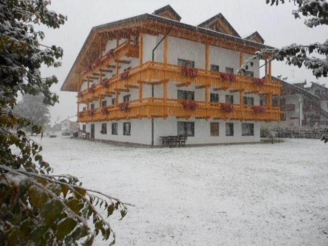 Residence Dolomia Pozza di Fassa Exterior foto