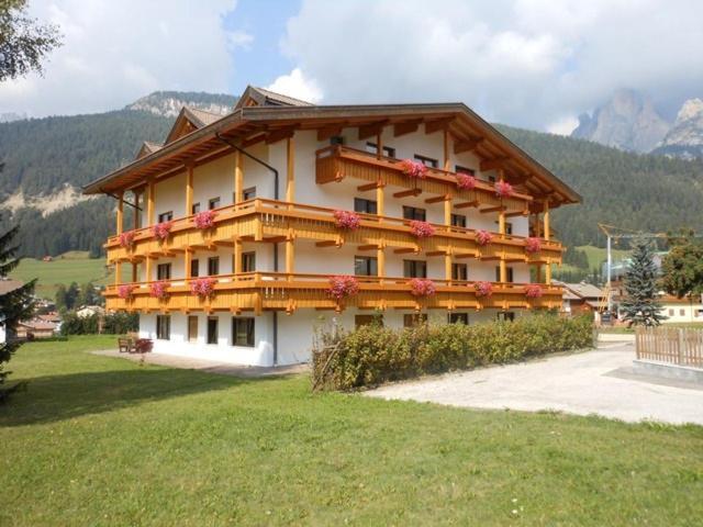 Residence Dolomia Pozza di Fassa Exterior foto